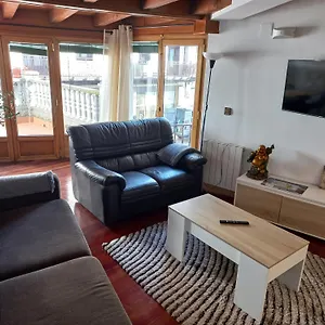 Urdaibai Apartamento Guernica y Luno